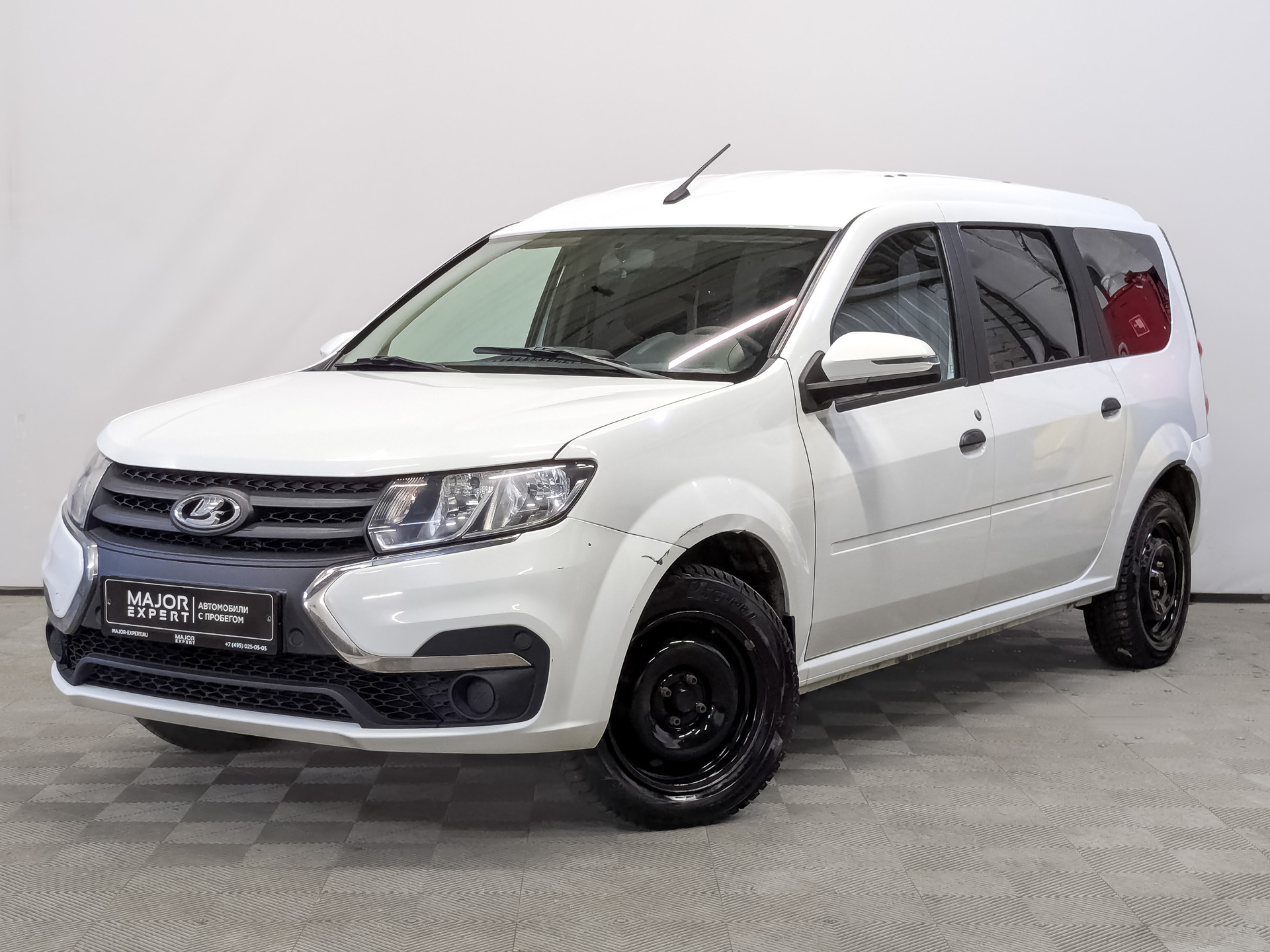 Lada Largus 2024 МКПП с пробегом 68 975 км 