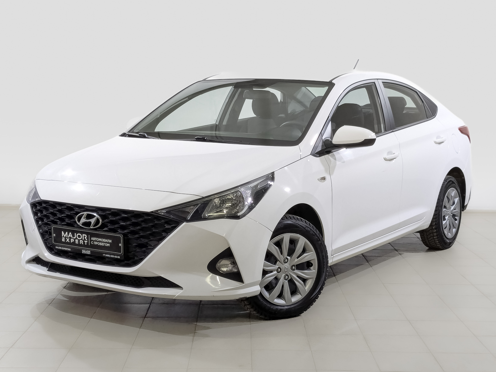 Hyundai Solaris 2022 АКПП с пробегом 63 919 км 
