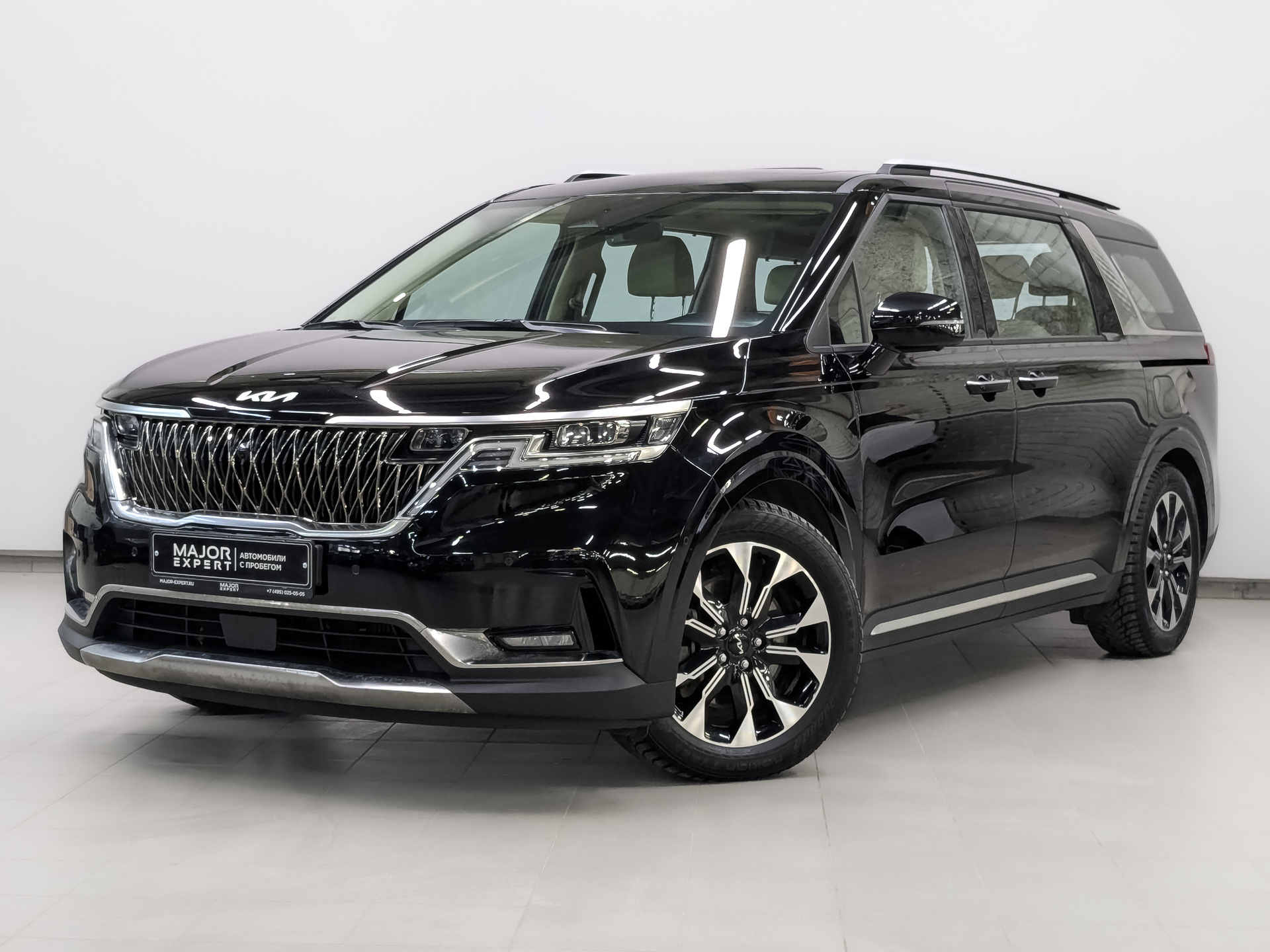 Kia Carnival 2023 АКПП с пробегом 31 601 км 