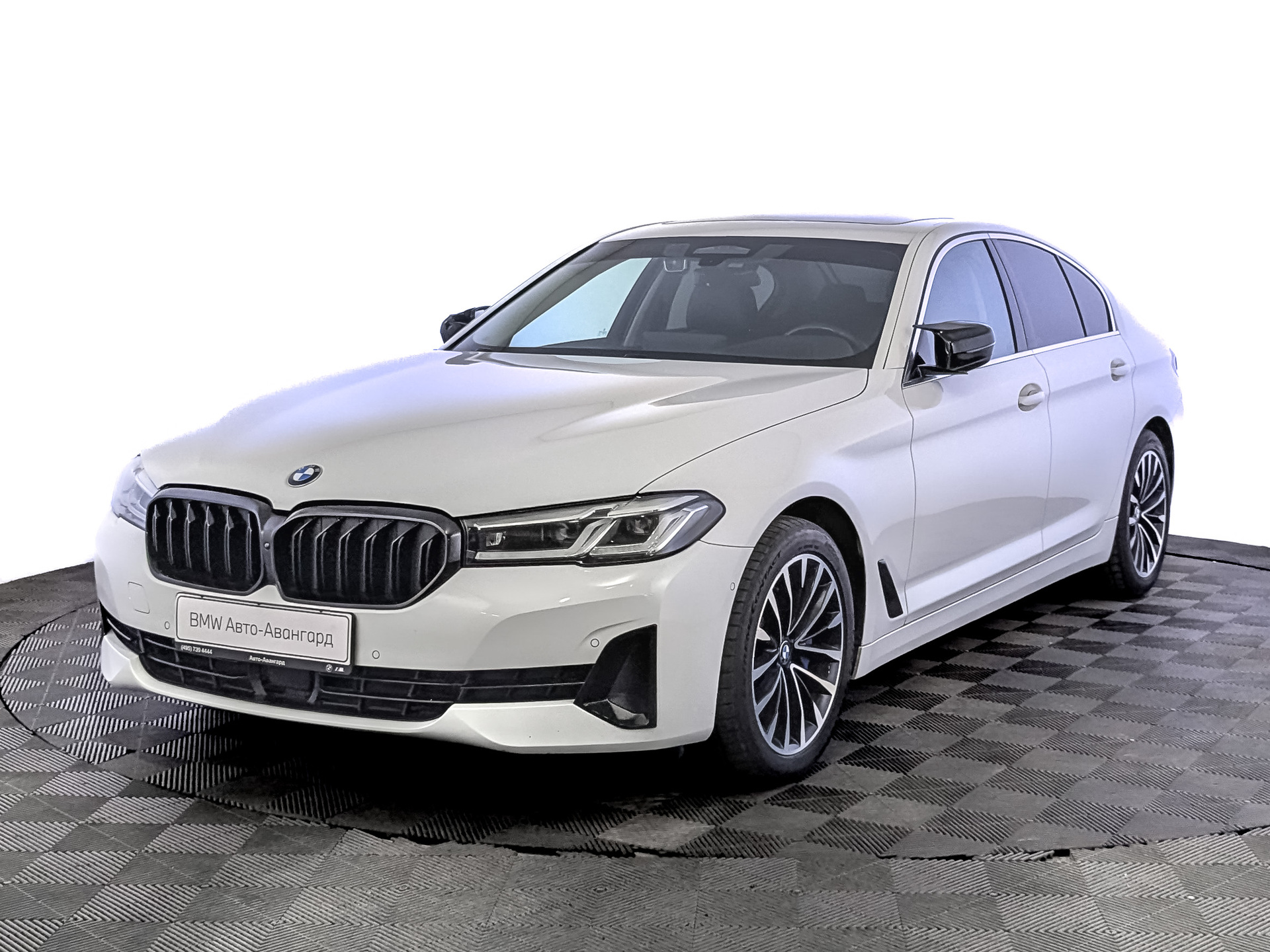BMW 5 серии 2022 АКПП с пробегом 100 111 км 