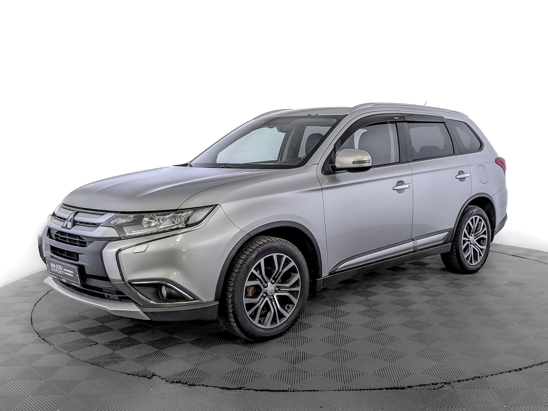 Mitsubishi Outlander 2016 АКПП с пробегом 128 943 км 