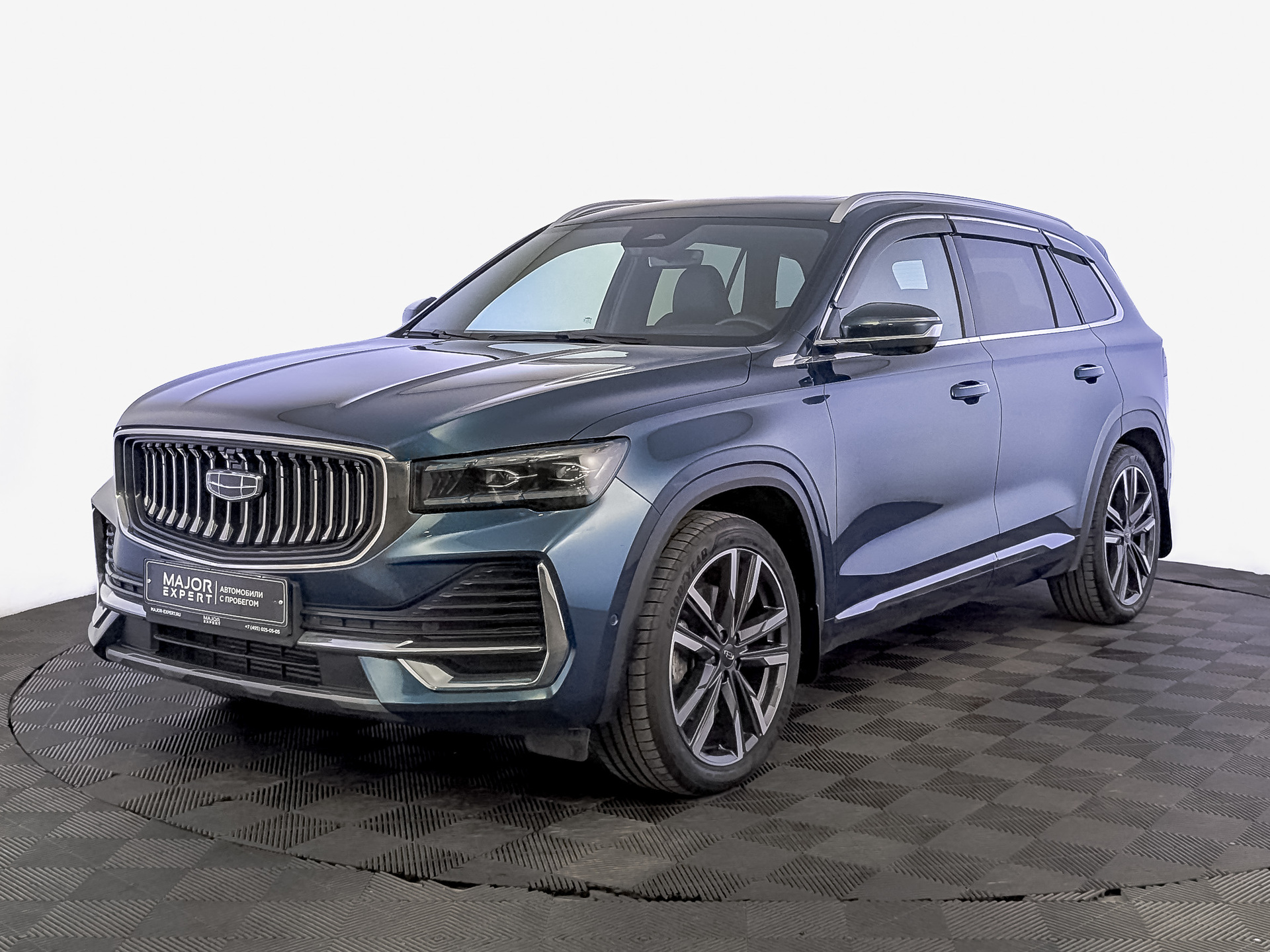 Geely Monjaro 2024 АКПП с пробегом 59 137 км 
