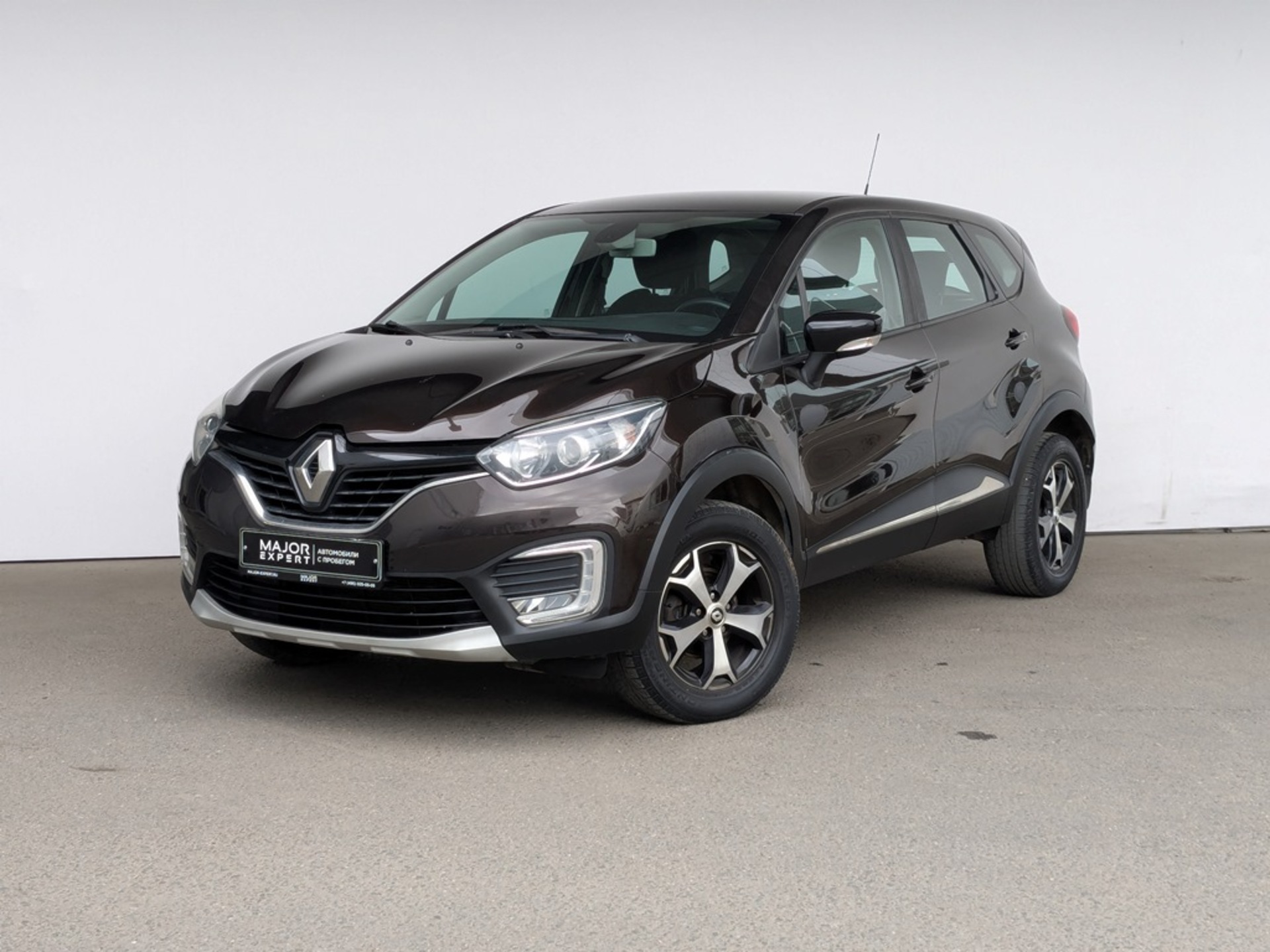 Renault Kaptur 2019 АКПП с пробегом 107 943 км 