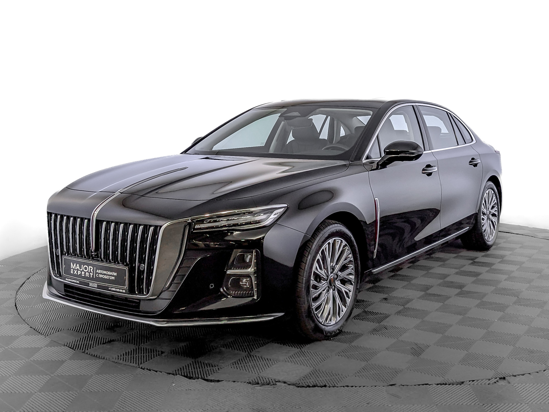 Hongqi H5 II 2024 АКПП с пробегом 18 070 км 