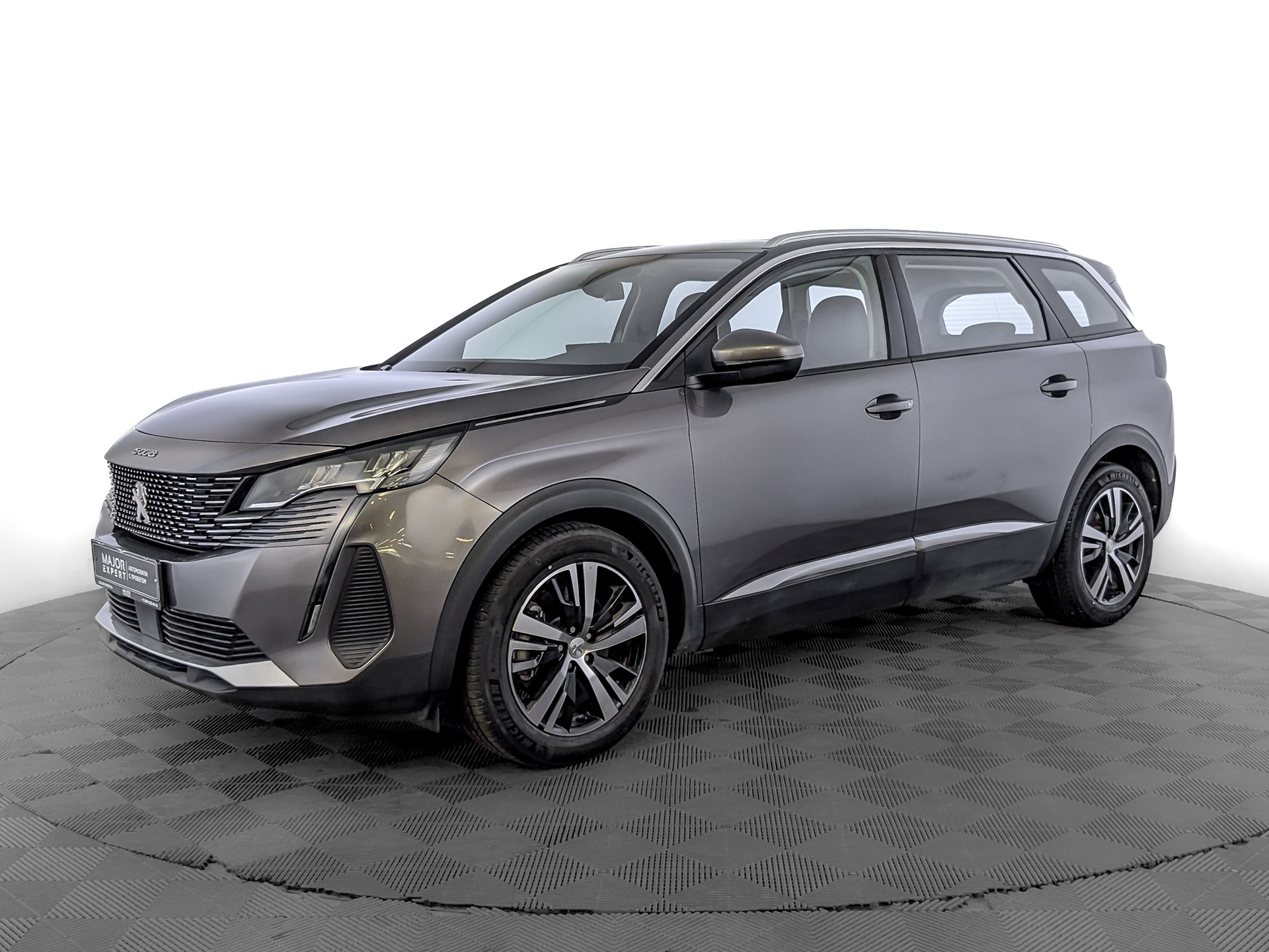 Peugeot 5008 2021 АКПП с пробегом 8 200 км 
