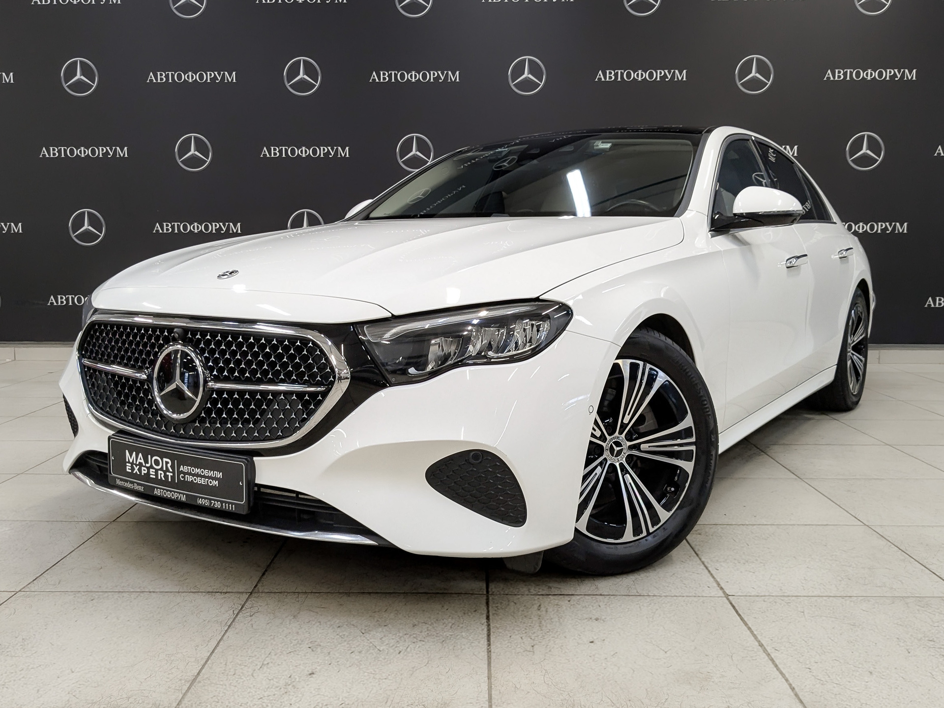 Mercedes-Benz E-Класс 2024 АКПП с пробегом 36 000 км 