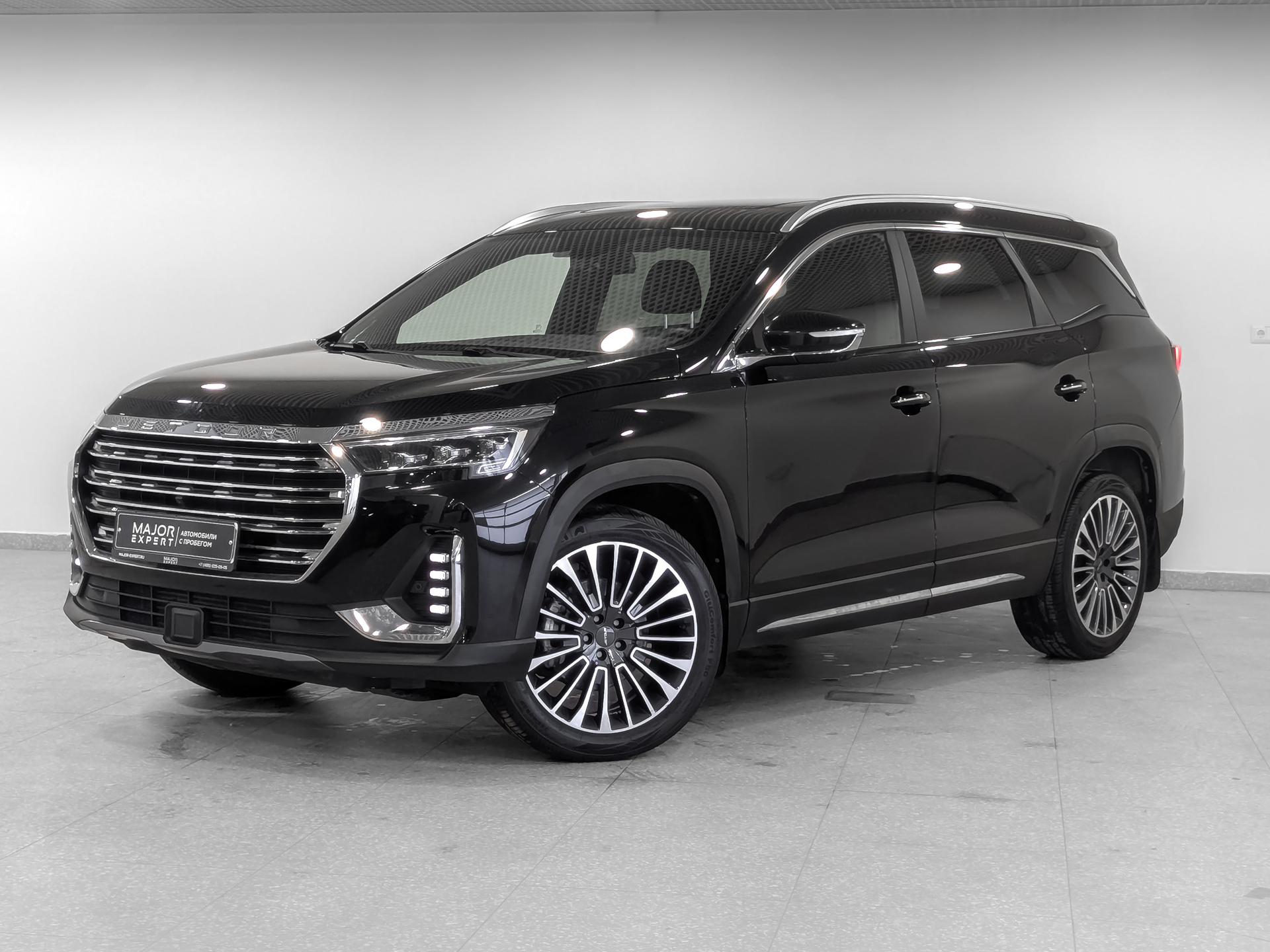 Jetour X90 Plus 2023 АКПП с пробегом 18 346 км 