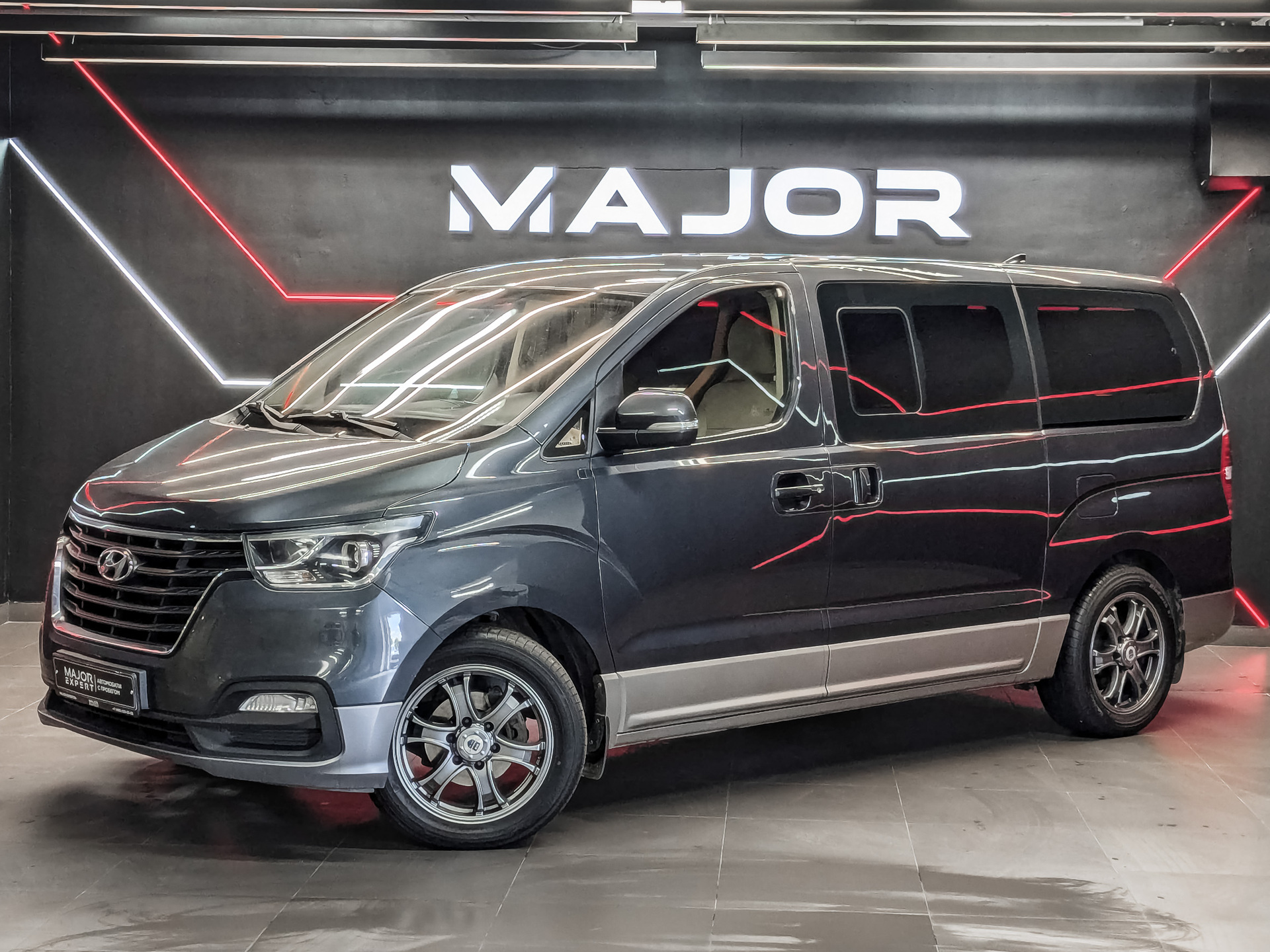 Hyundai H-1 2019 АКПП с пробегом 149 700 км 