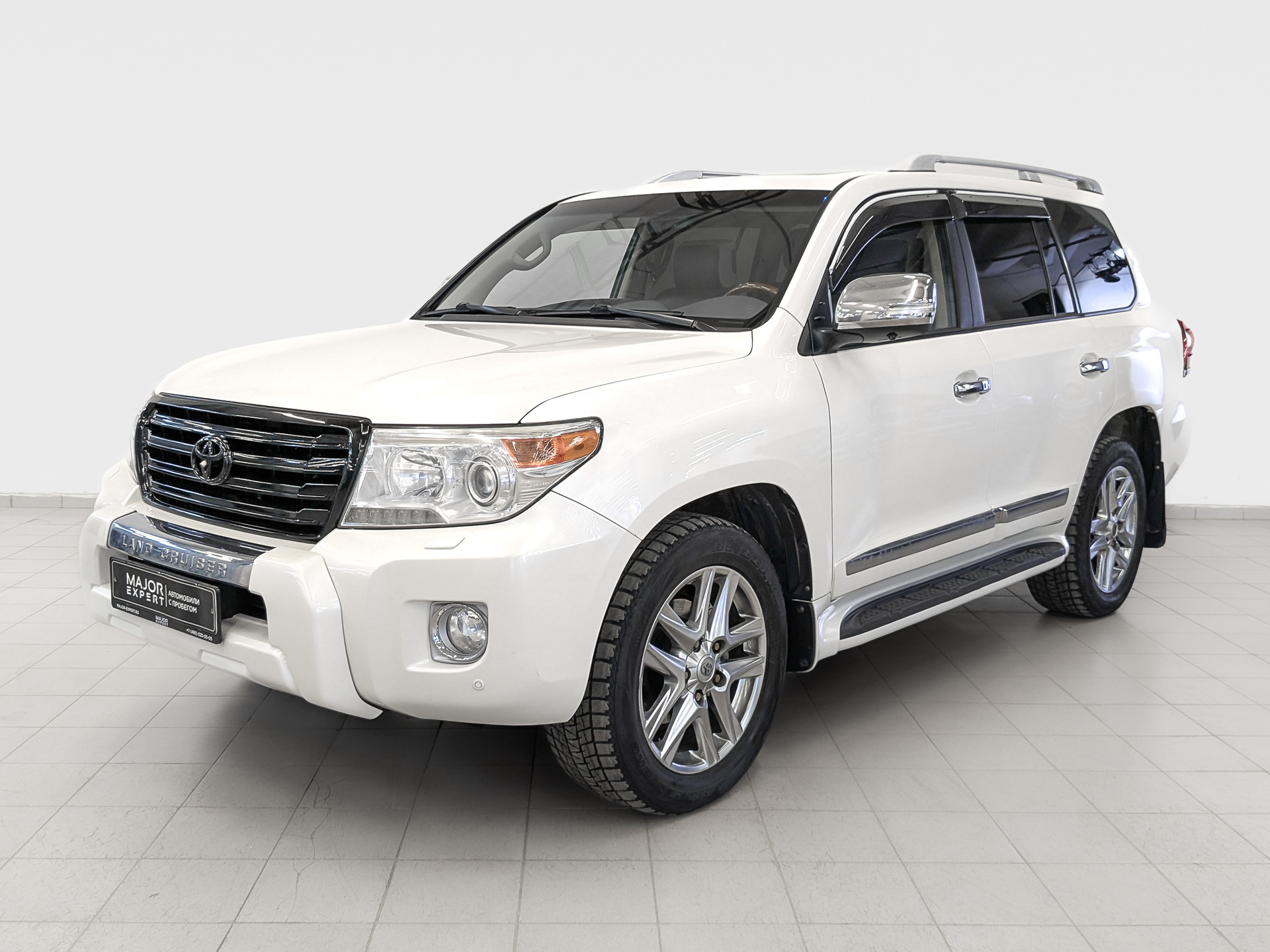 Toyota Land Cruiser 200 2012 АКПП с пробегом 129 010 км 