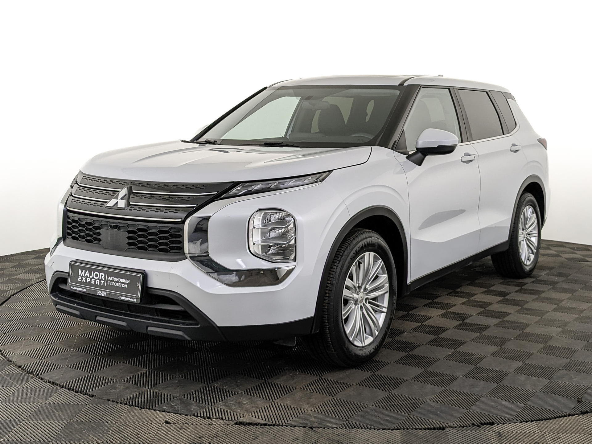 Mitsubishi Outlander 2023 АКПП с пробегом 26 005 км 