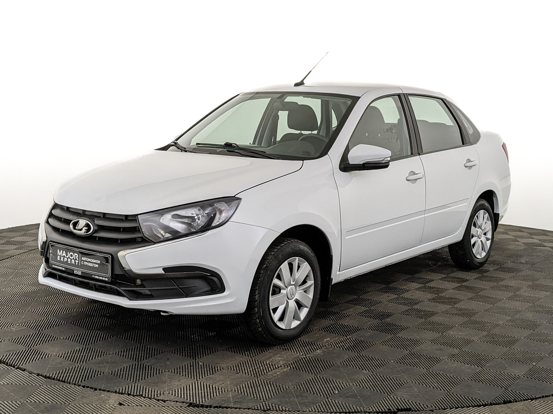Lada Granta 2023 МКПП с пробегом 98 002 км 