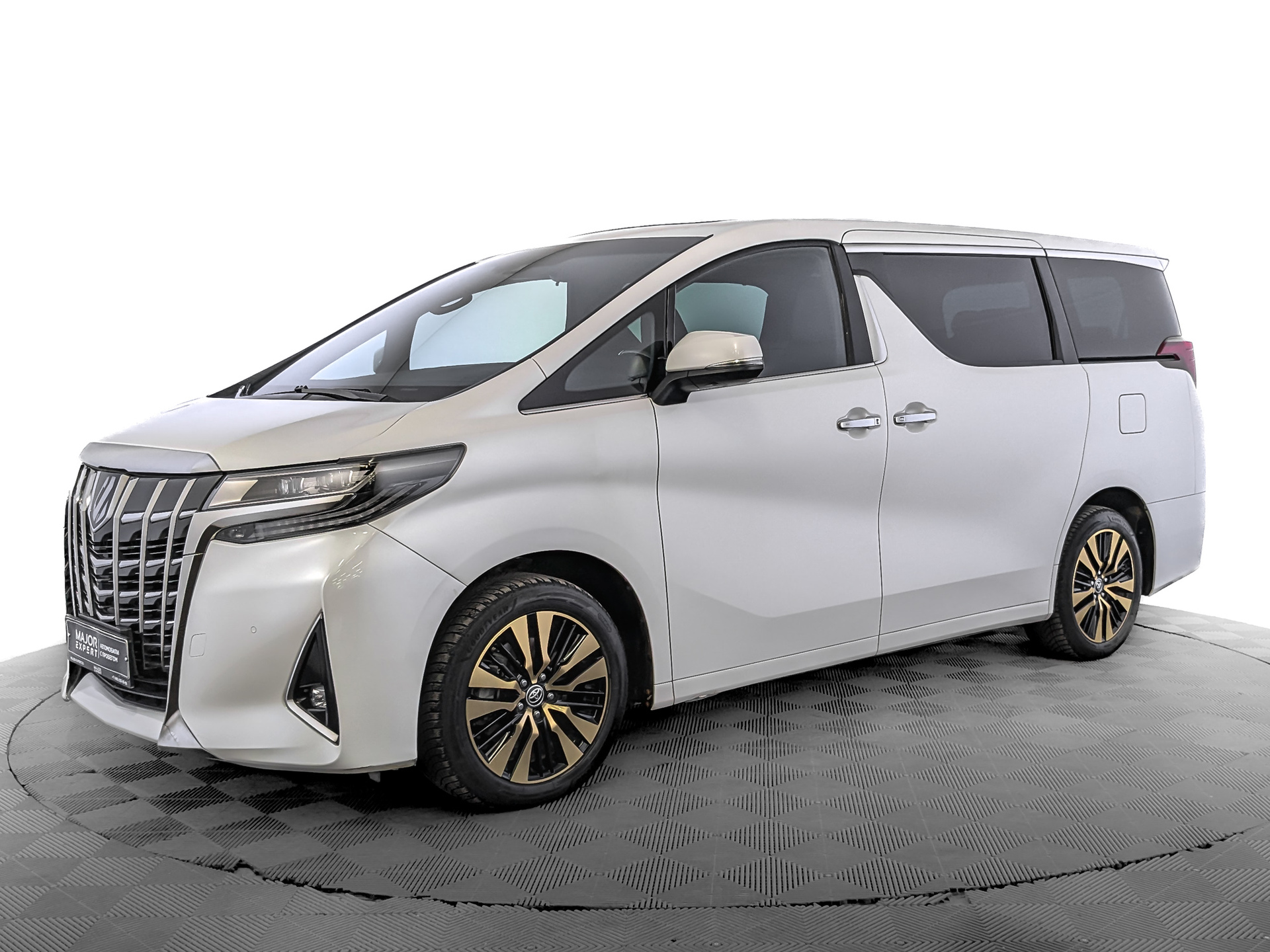 Toyota Alphard 2021 АКПП с пробегом 52 500 км 