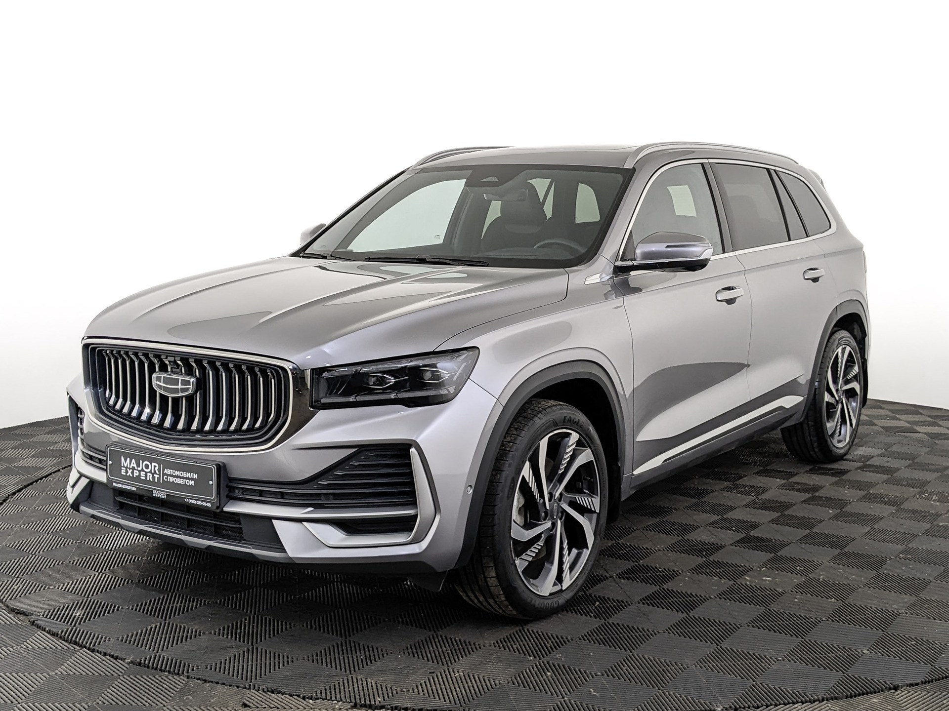 Geely Monjaro 2024 АКПП с пробегом 17 849 км 