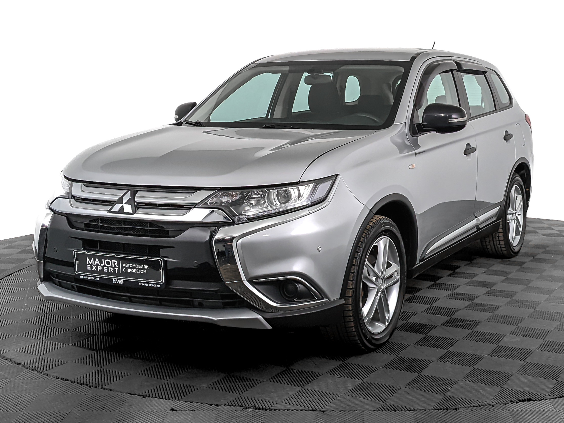 Mitsubishi Outlander 2016 АКПП с пробегом 90 640 км 
