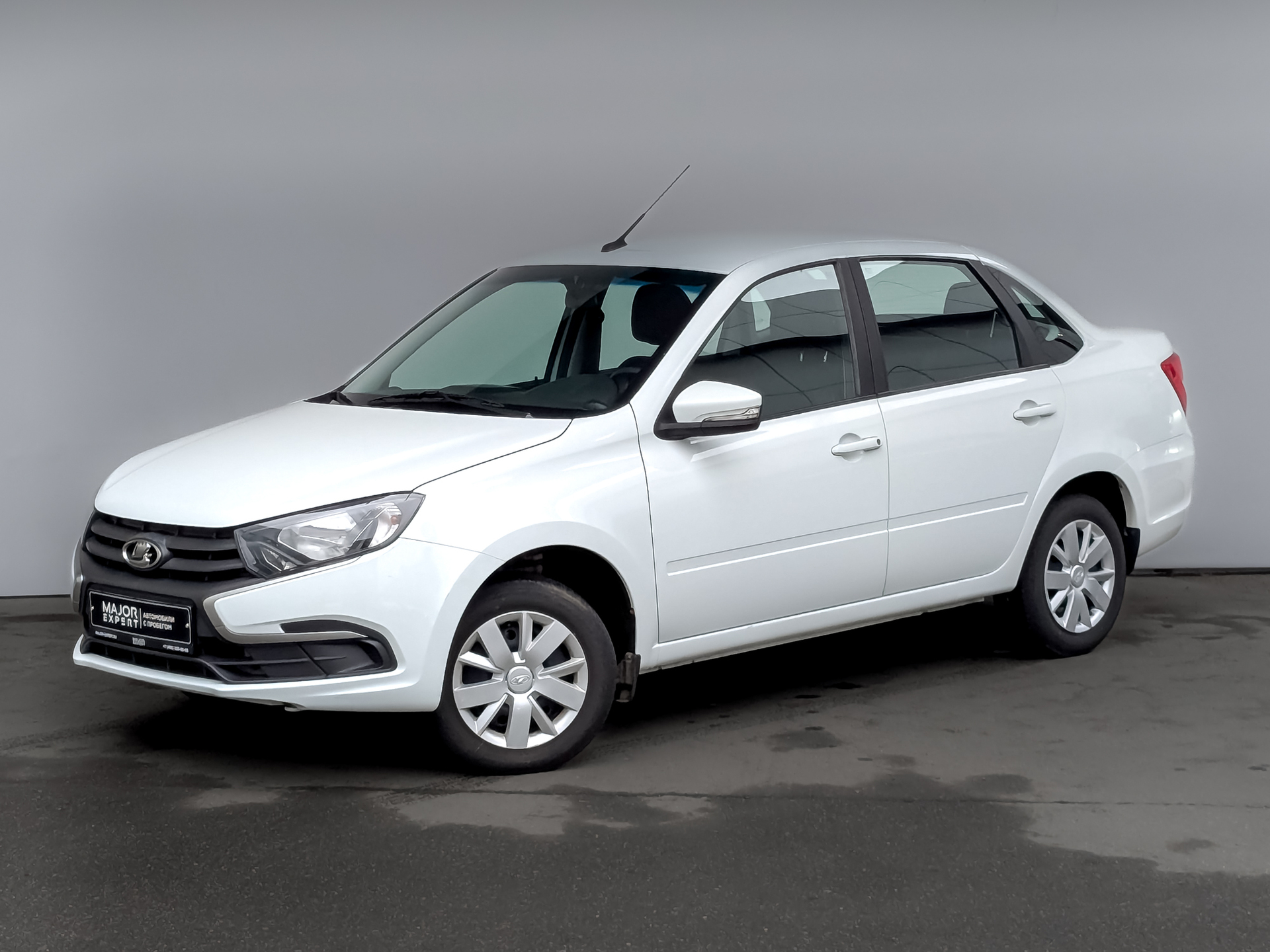 Lada Granta 2023 МКПП с пробегом 49 999 км 