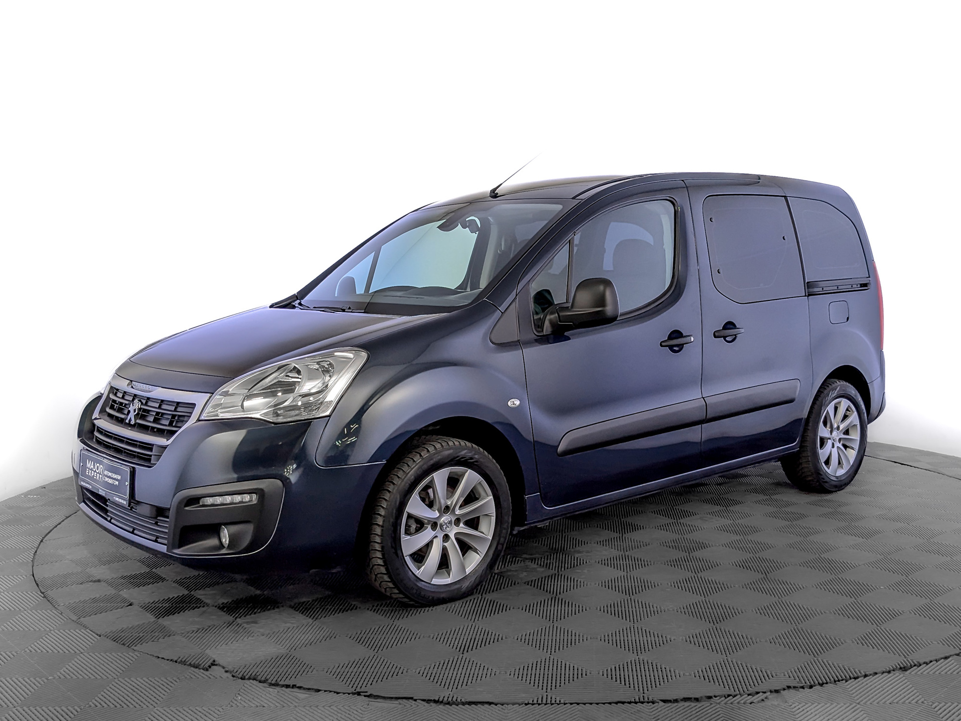 Peugeot Partner 2021 АКПП с пробегом 62 307 км 