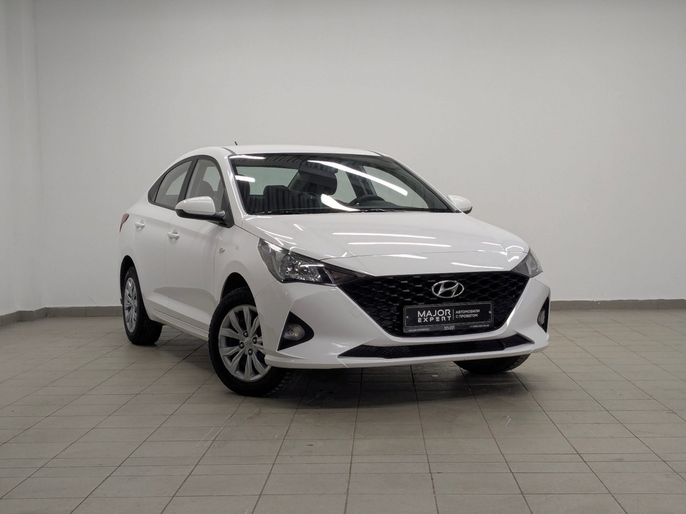 Hyundai Solaris II 2021 АКПП