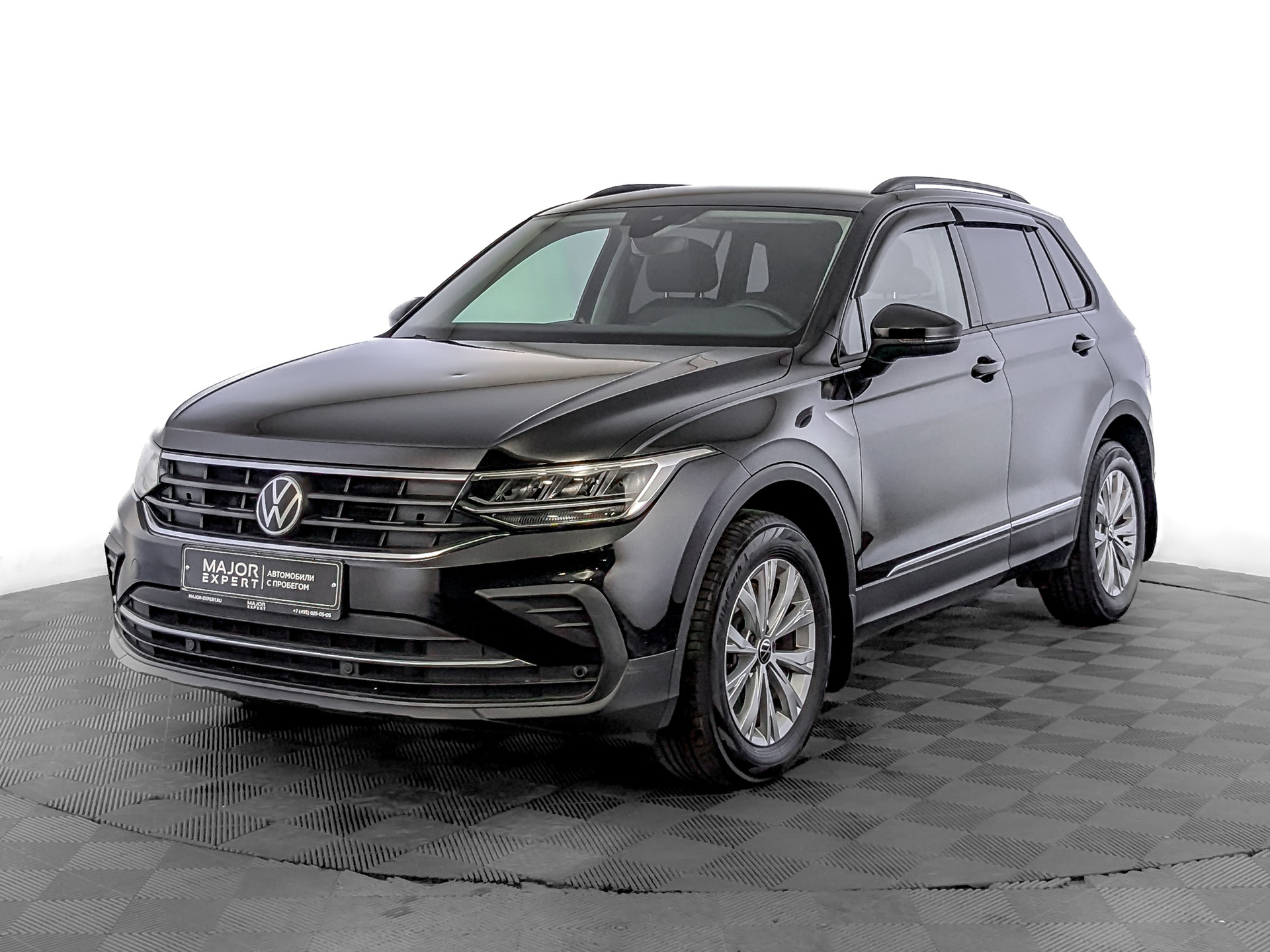 Volkswagen Tiguan 2021 АКПП с пробегом 50 962 км 