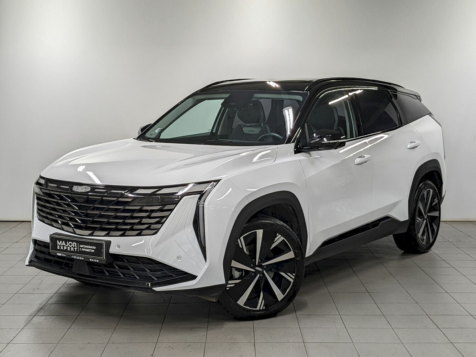 Geely Atlas II 2024 АКПП с пробегом 17 382 км 