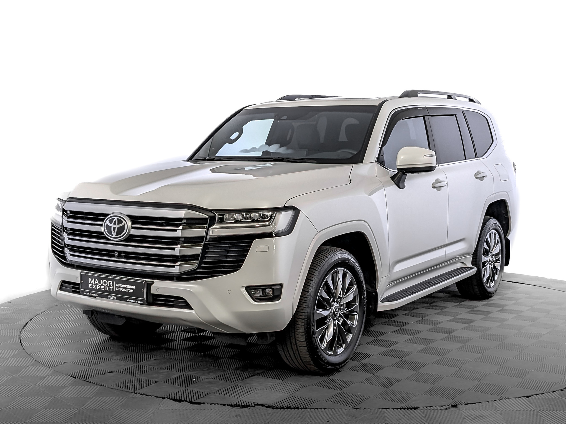 Toyota Land Cruiser 300 2022 АКПП с пробегом 61 756 км 