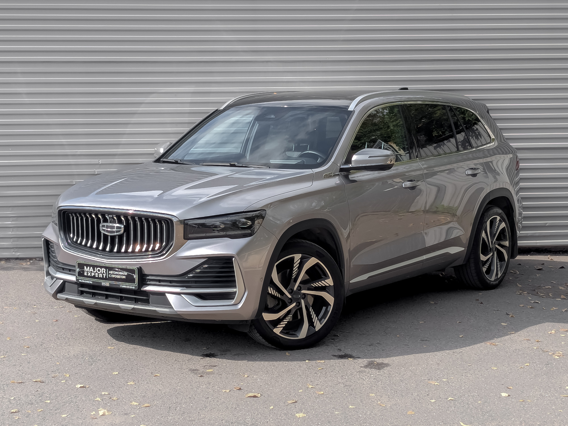 Geely Monjaro 2024 АКПП с пробегом 49 296 км 