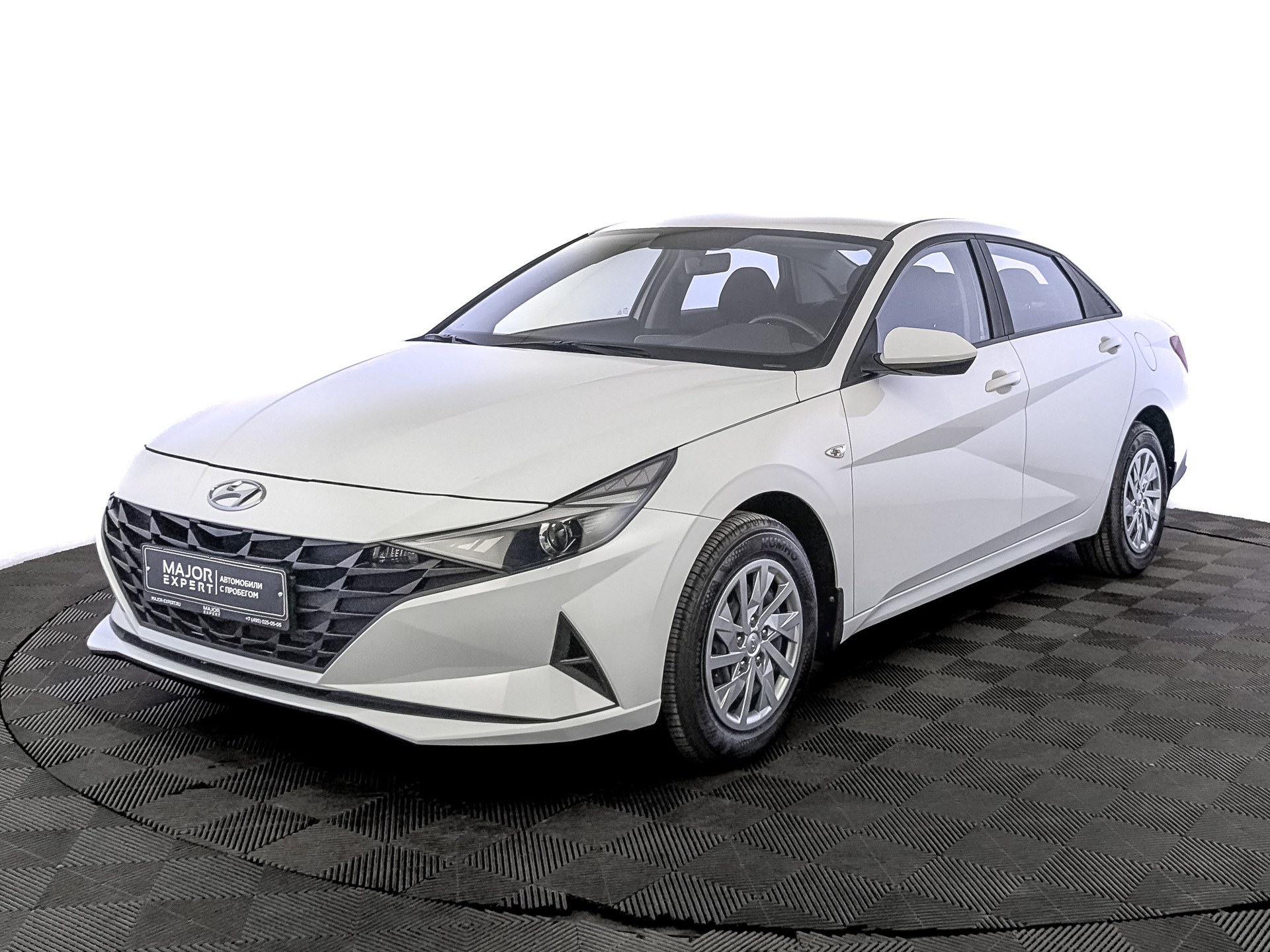 Hyundai Elantra 2022 АКПП с пробегом 29 216 км 
