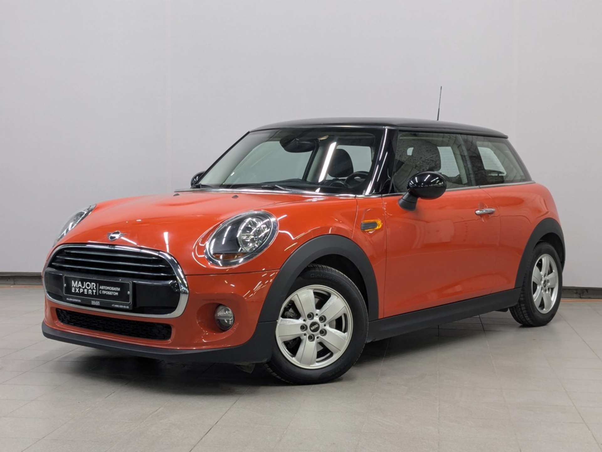 Mini Cooper 2019 АКПП с пробегом 42 925 км 