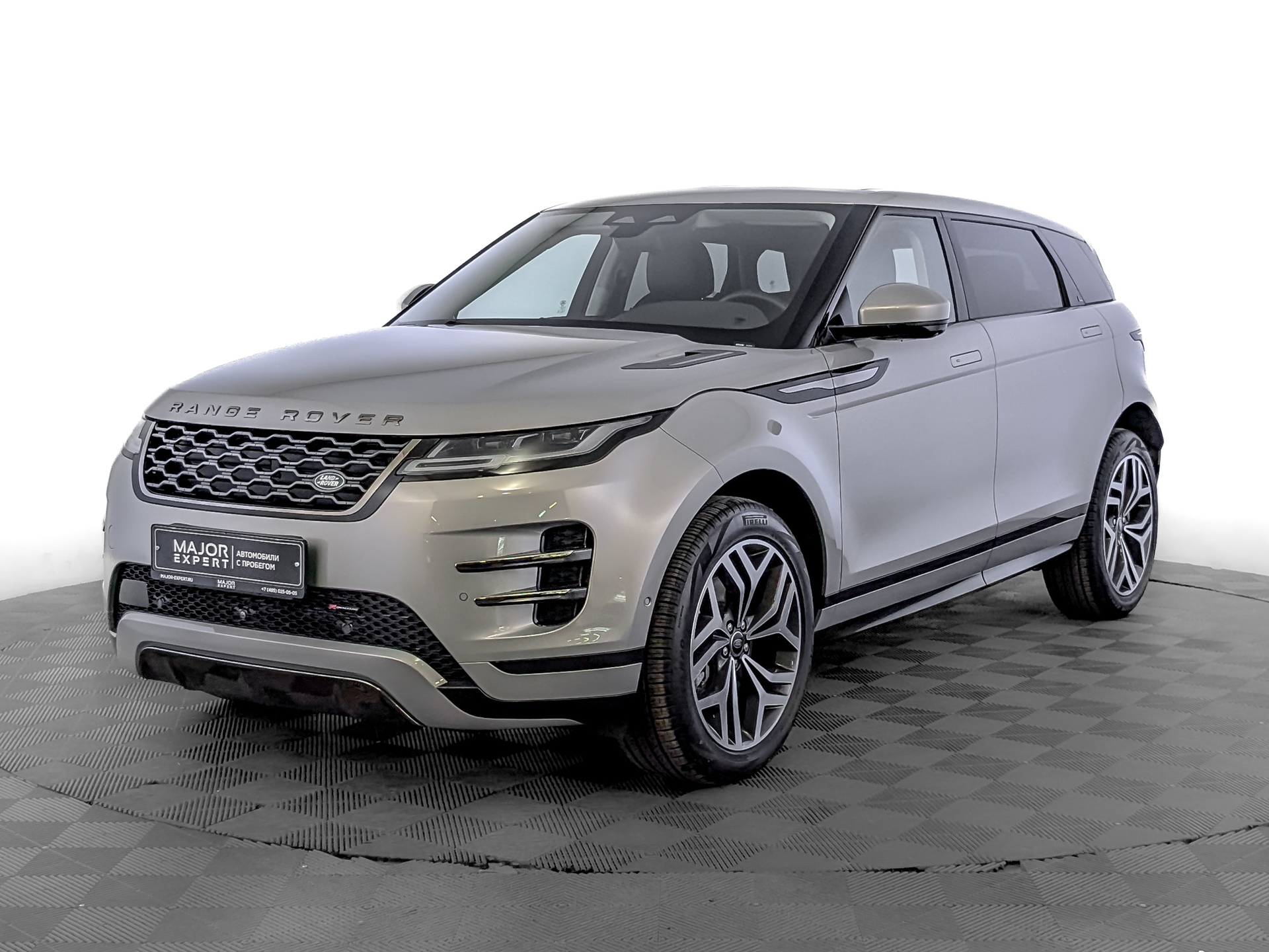 Land Rover Range Rover Evoque 2024 АКПП с пробегом 3 745 км 