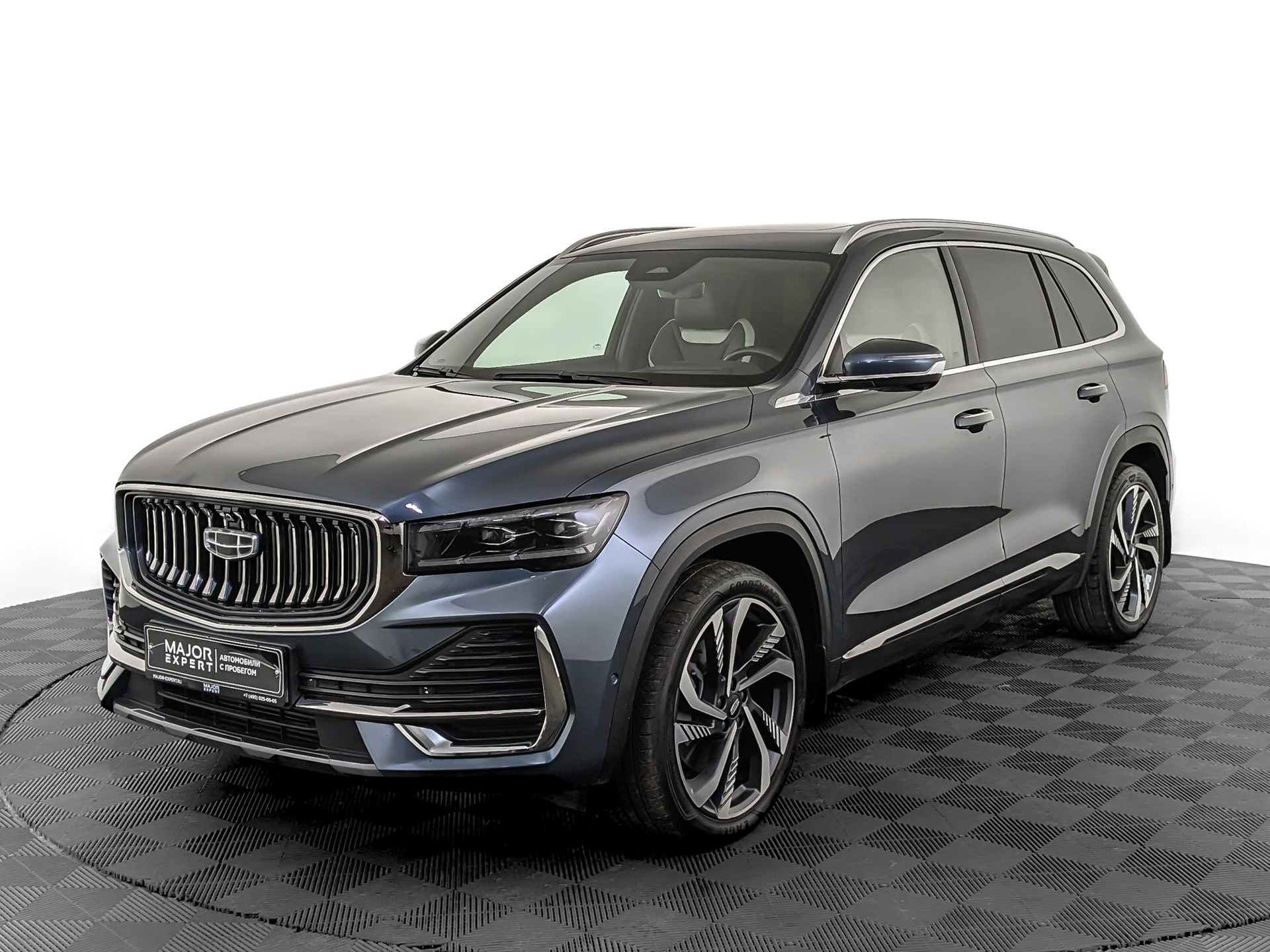 Geely Monjaro 2023 АКПП с пробегом 59 132 км 