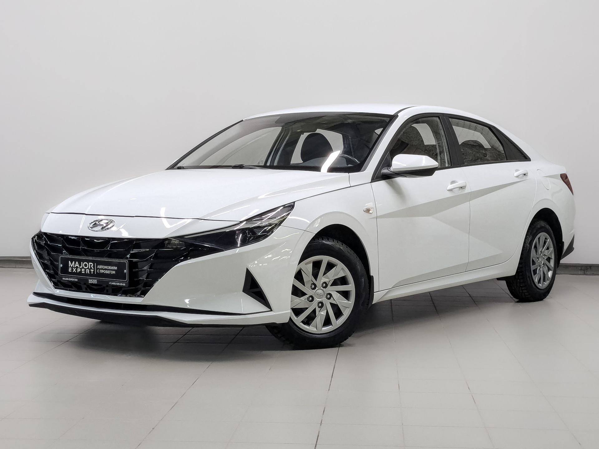 Hyundai Elantra 2022 АКПП с пробегом 73 028 км 
