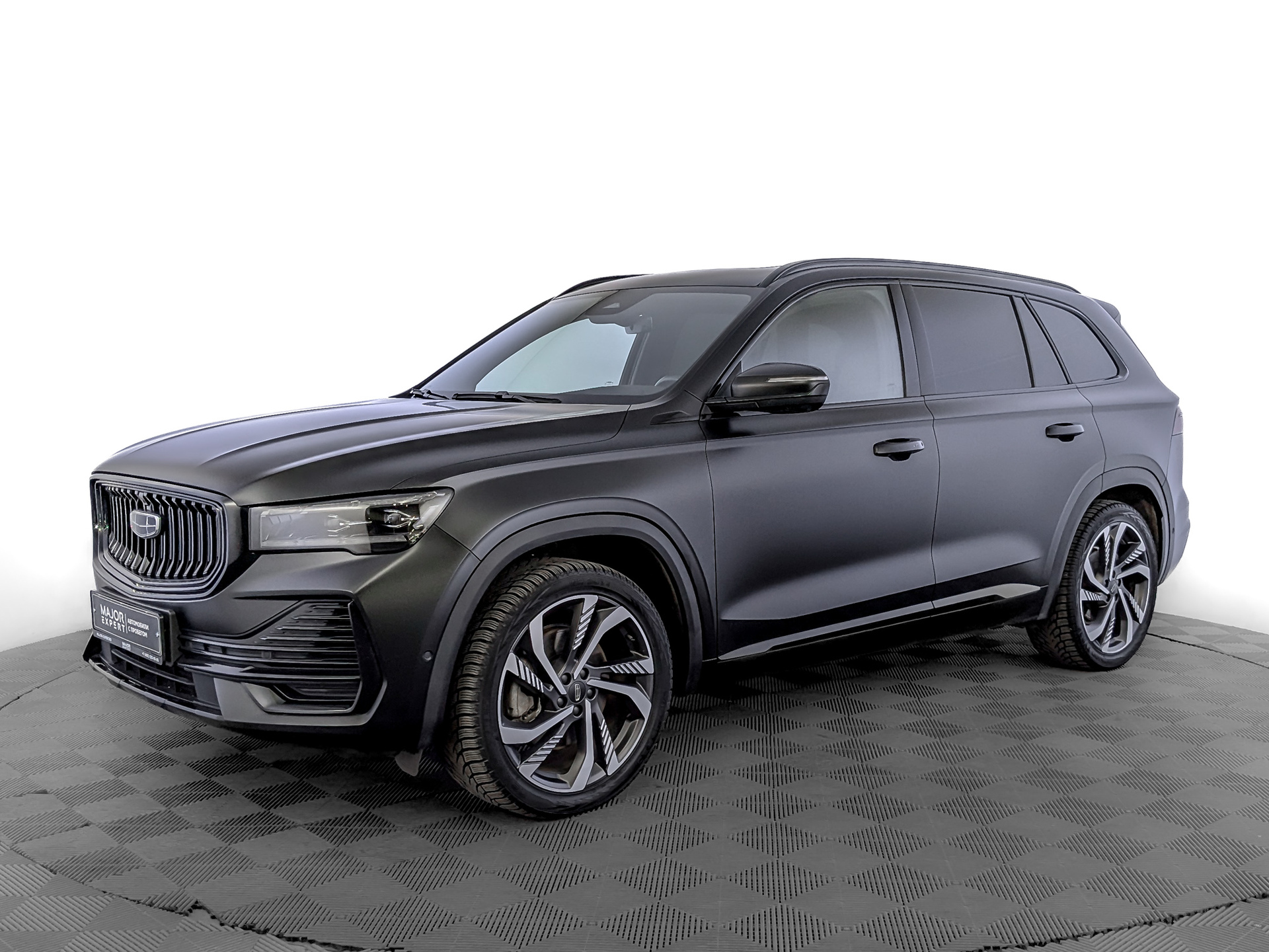 Geely Monjaro 2024 АКПП с пробегом 23 007 км 