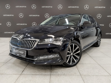 Skoda Superb 2025 АКПП с пробегом 19 557 км 