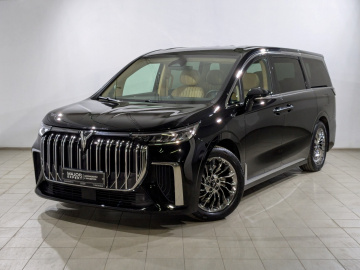 Voyah Dream 2025 АКПП с пробегом 7 800 км 